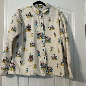 Disney Parks Mickey & Friends Shirt size L